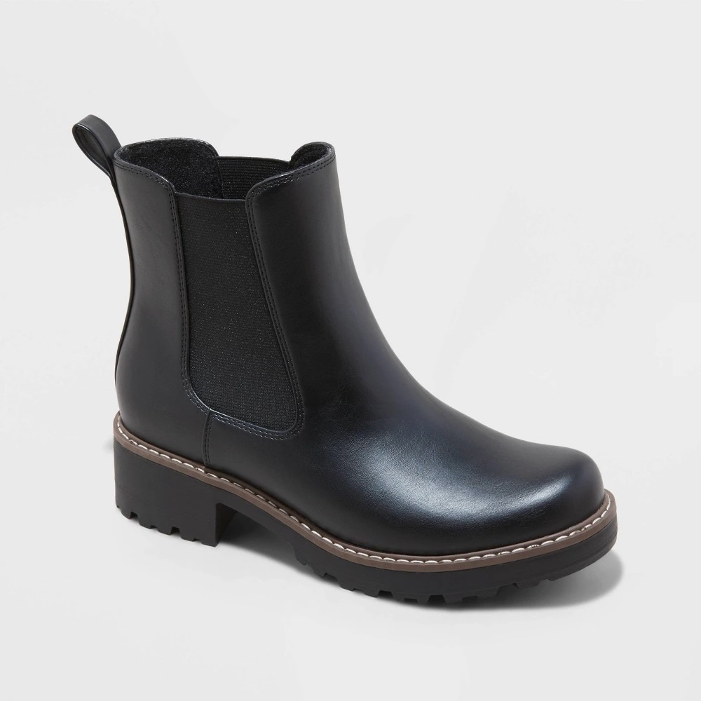 Universal Thread Celina Chelsea Boots Womens 7.5 Black Memory Foam NIB